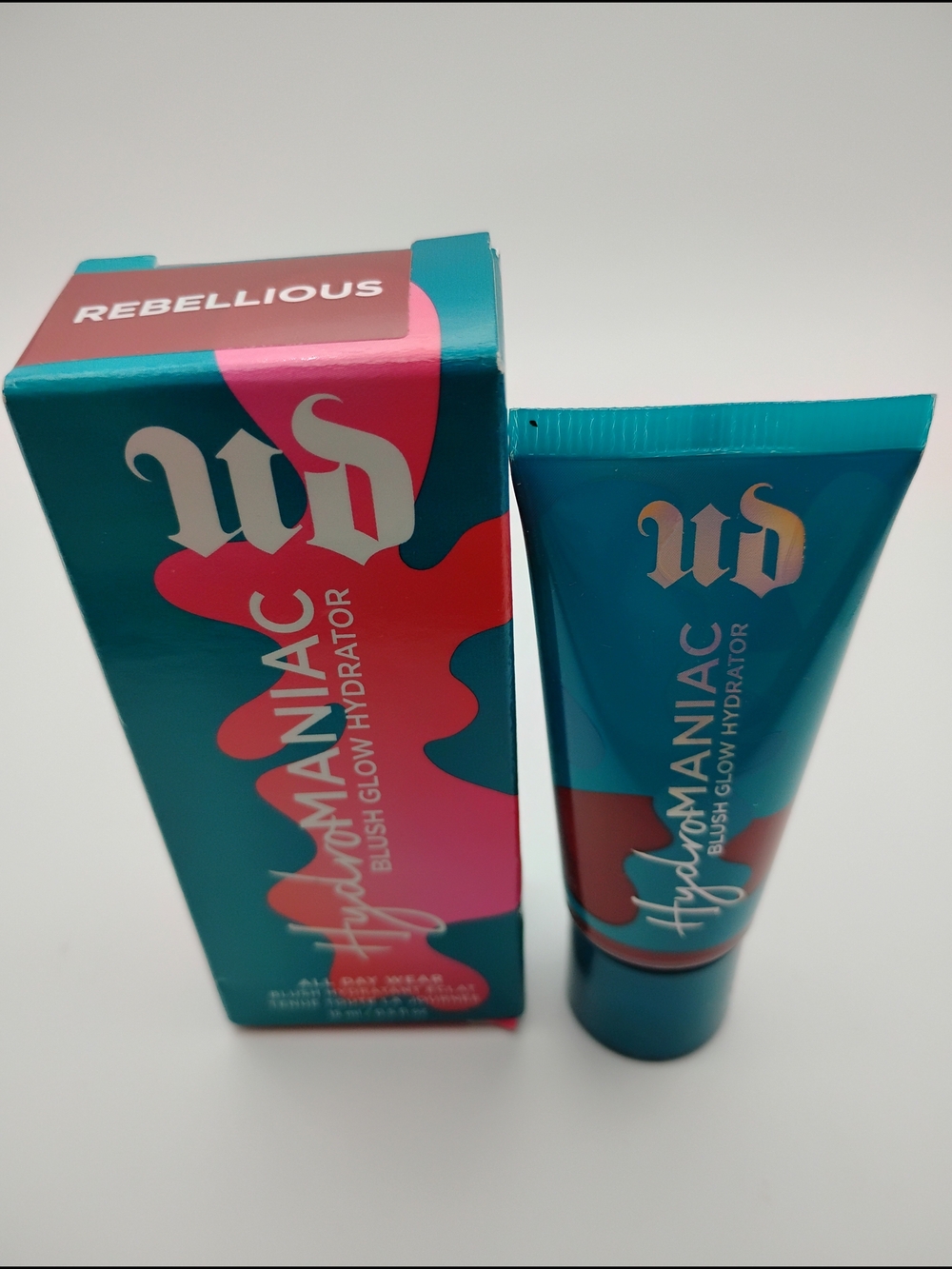 Urban Decay Hydromaniac Blush Glow Hydrator - Rebellious